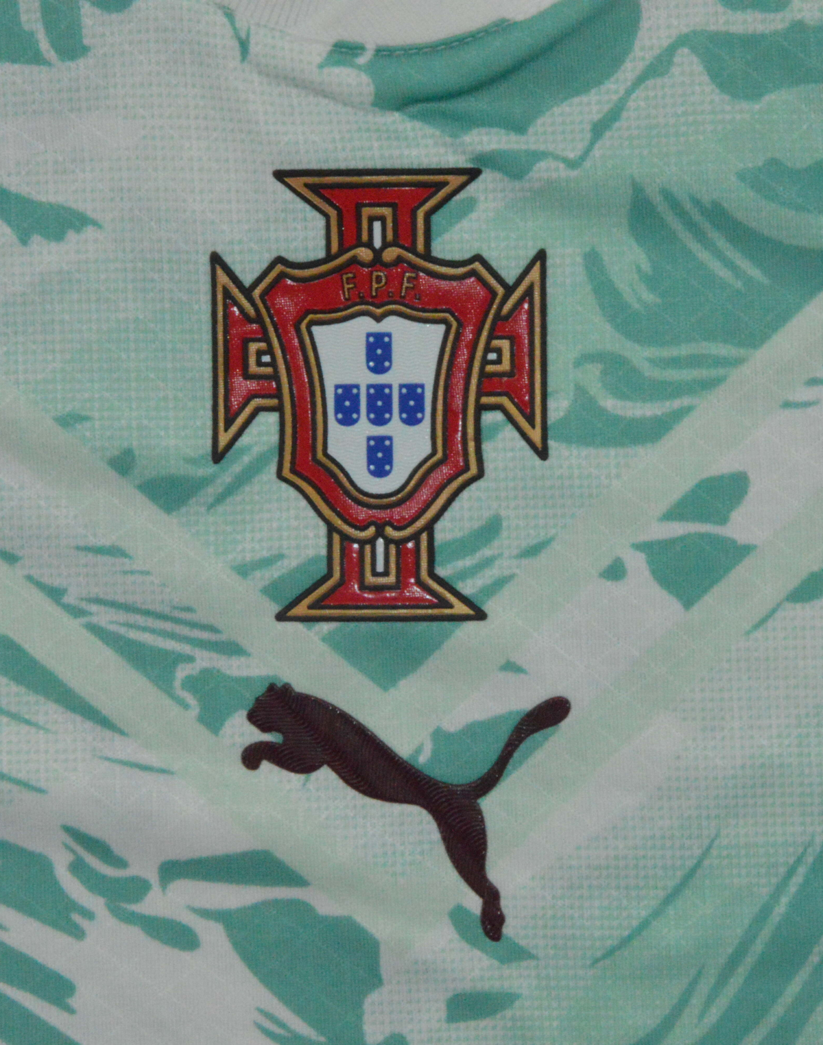 Portugal "Frosted Tide" World Cup Special Kit