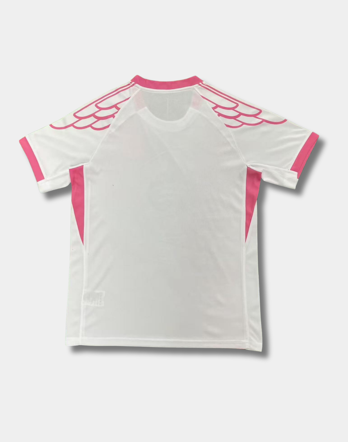 FC Barcelona "Pink Wings" Special Kit