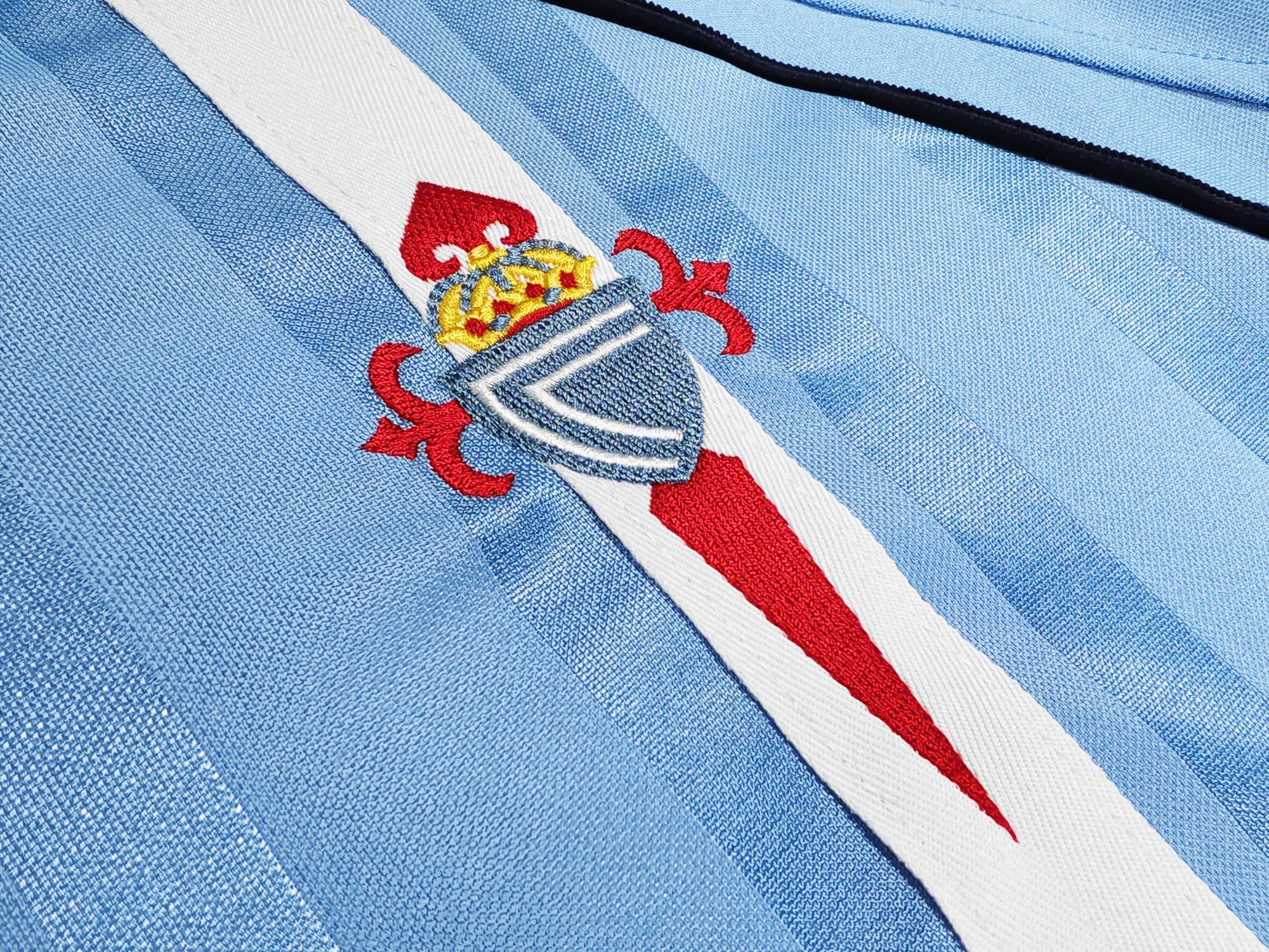 Celta de Vigo Blue 2002-2003 Away Kit