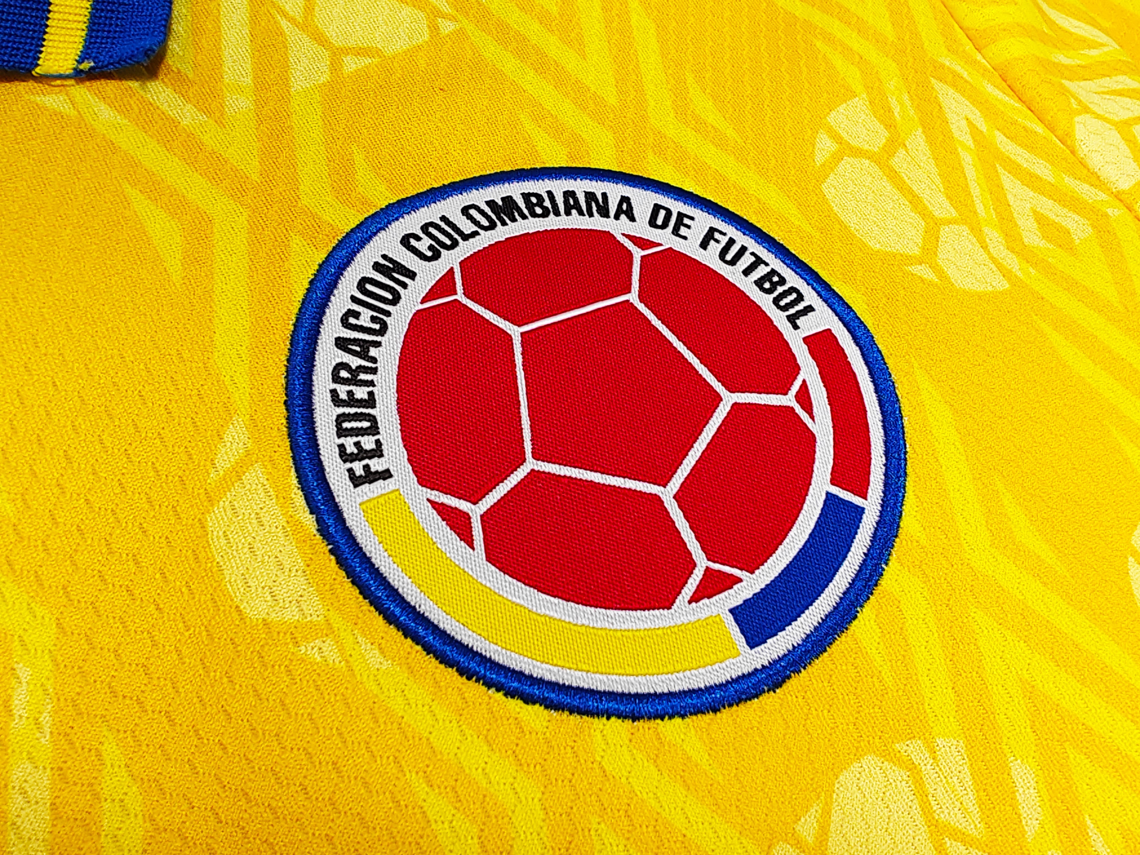 Colombia 1993-1994 Home Kit