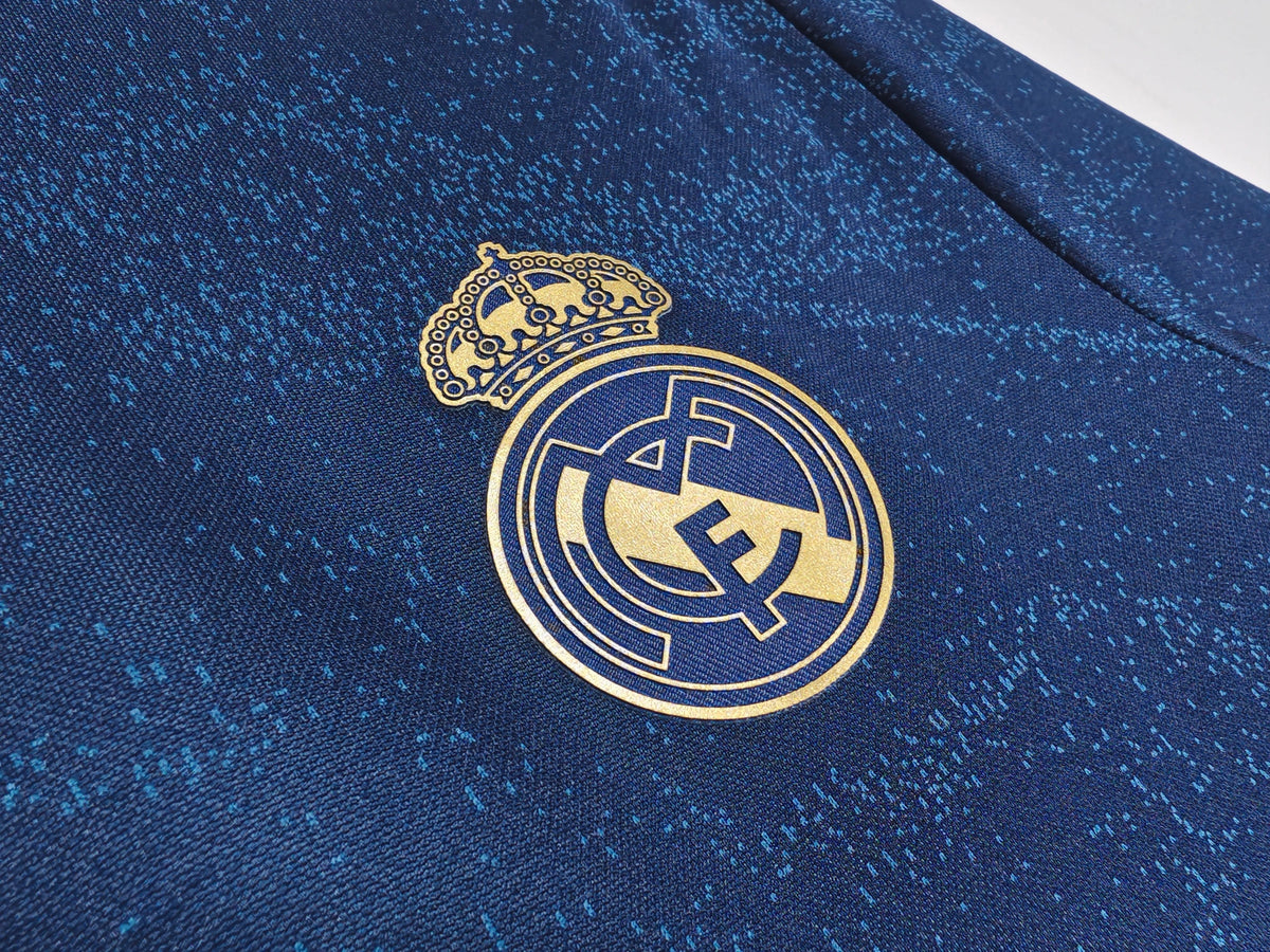 Real Madrid 2019–2020 Away Kit