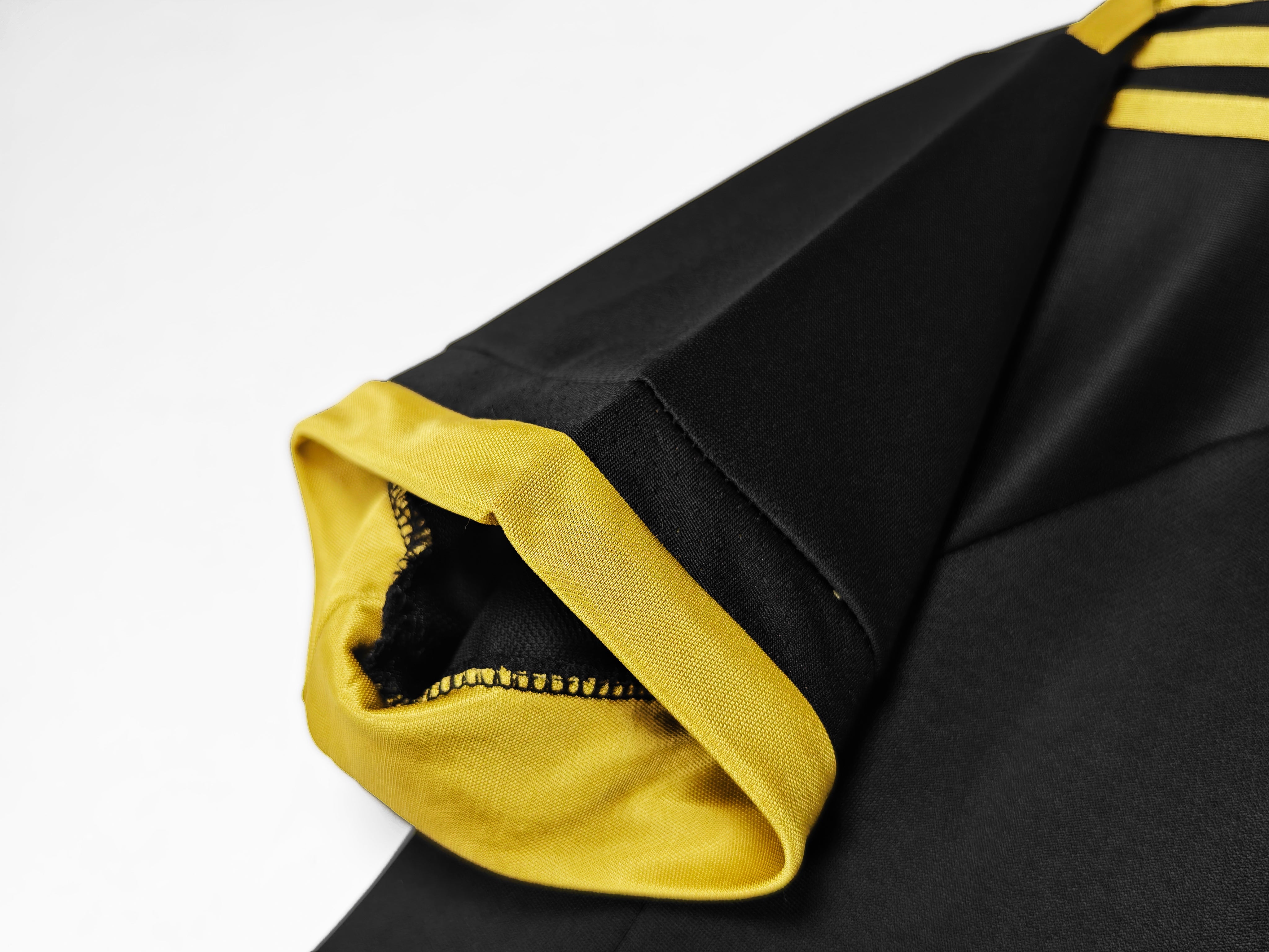 Juventus 2015–2016 Away Kit