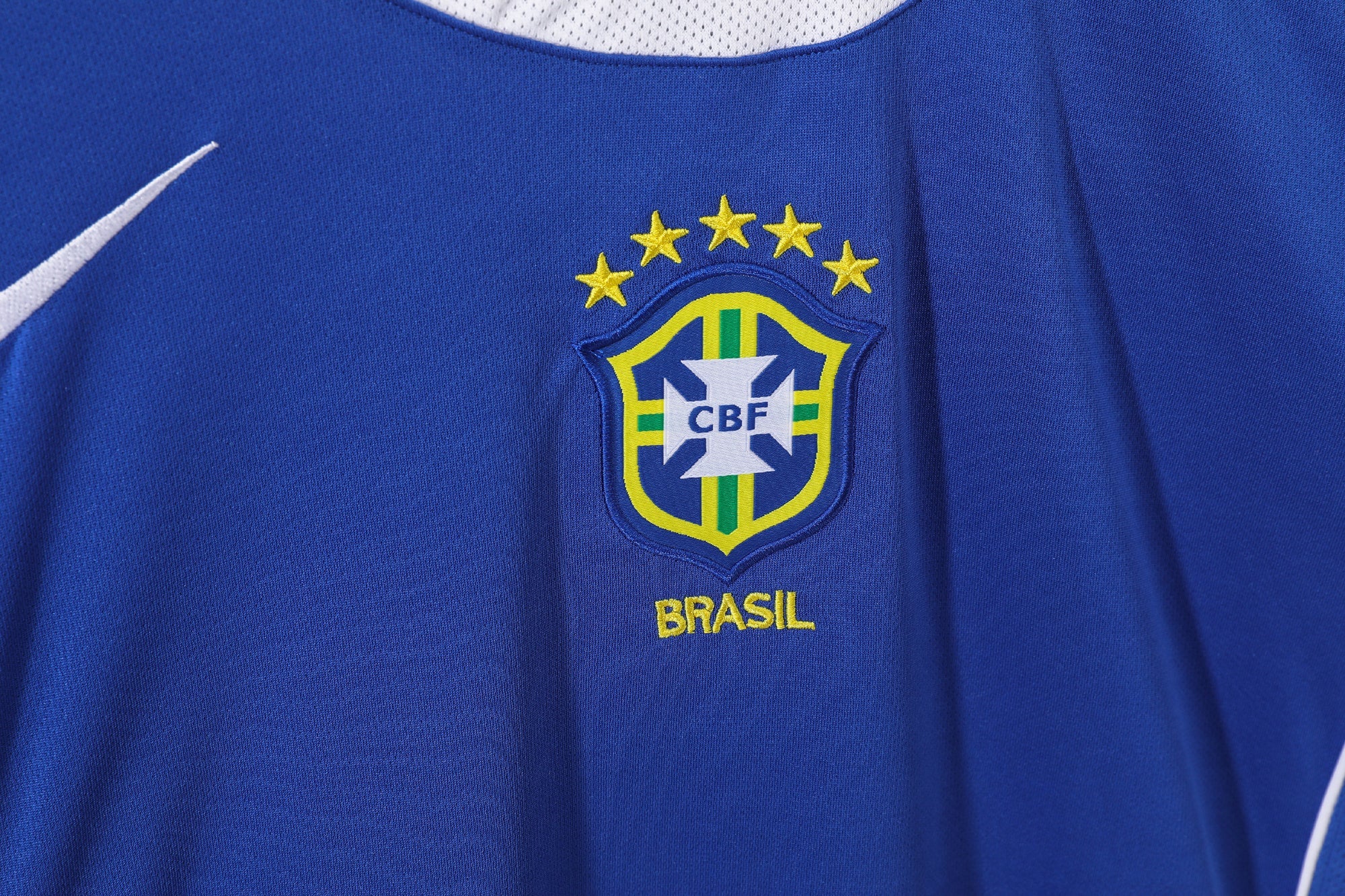 Brazil 2004-2006 Away Kit