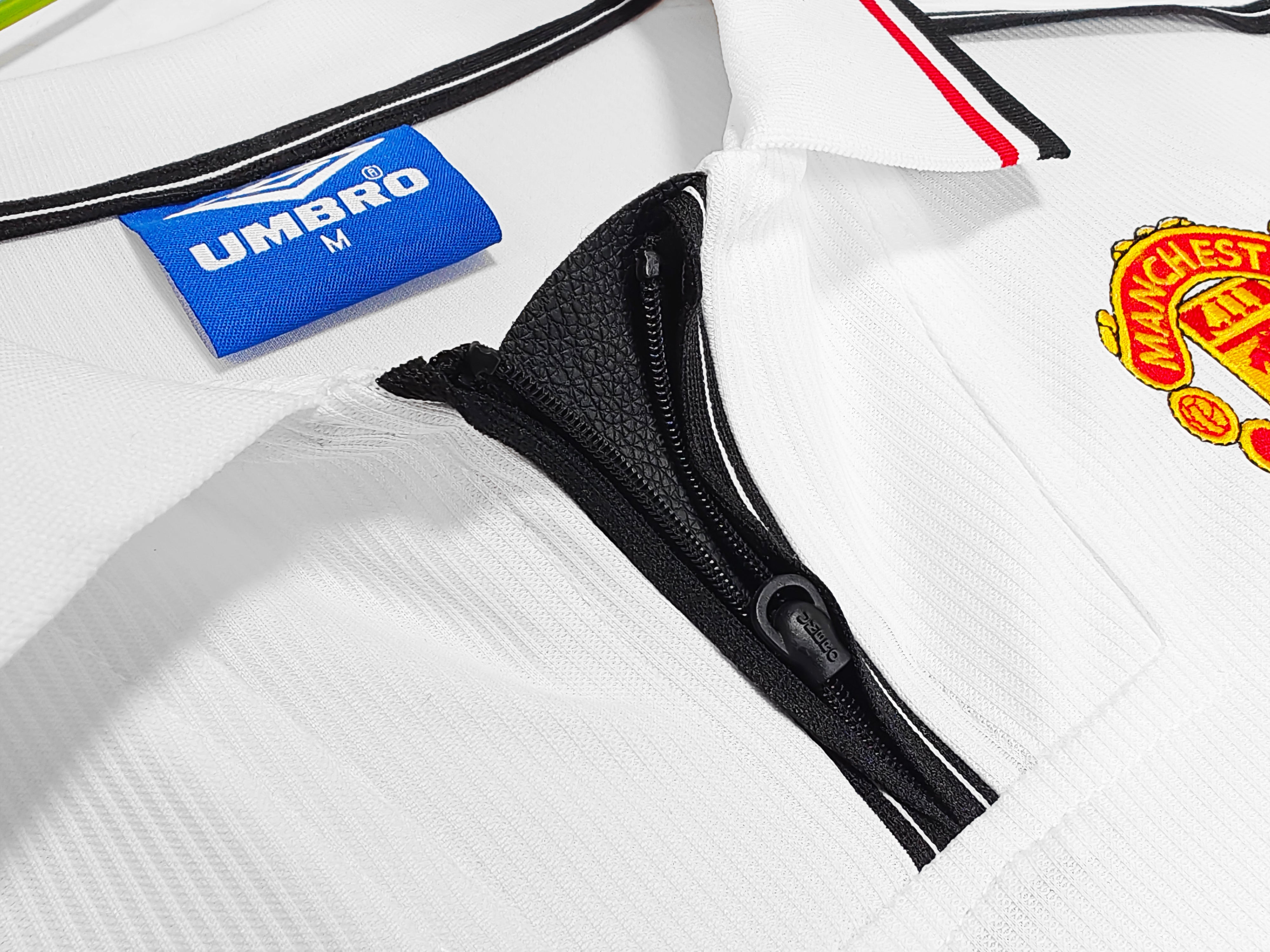 Manchester United 1997-1999 Away Kit