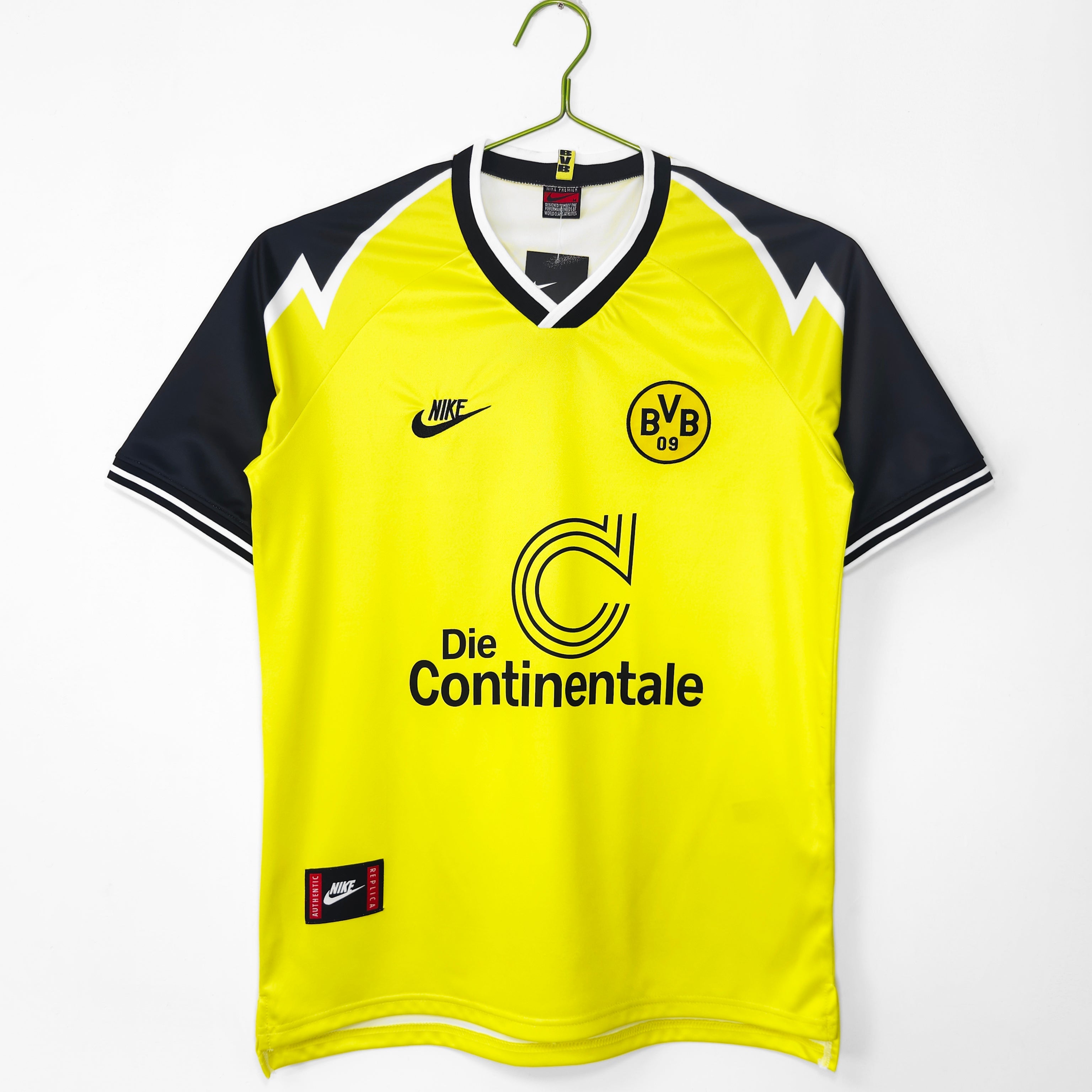 Borussia Dortmund 1994-1995 Home Kit