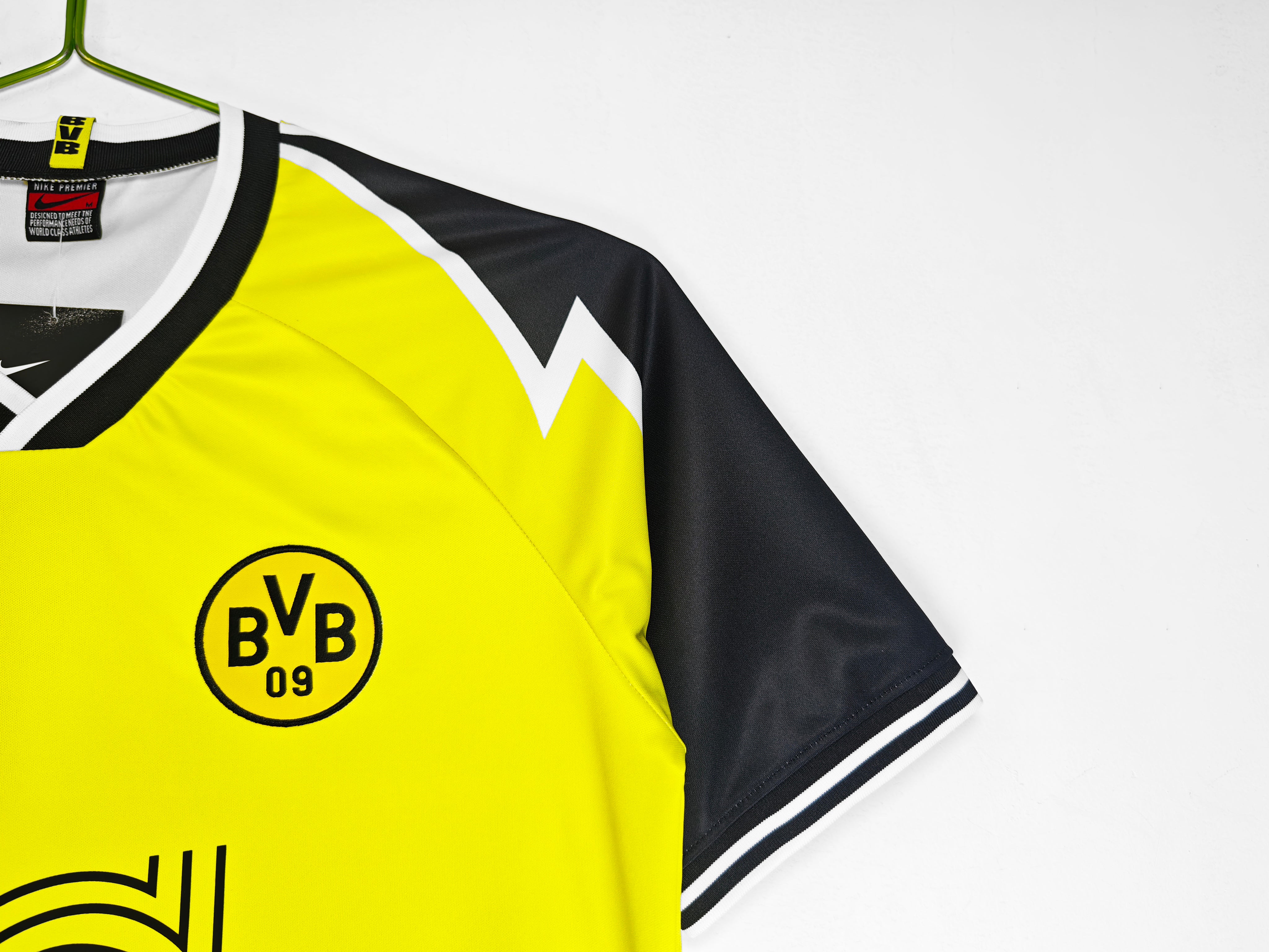 Borussia Dortmund 1994-1995 Home Kit